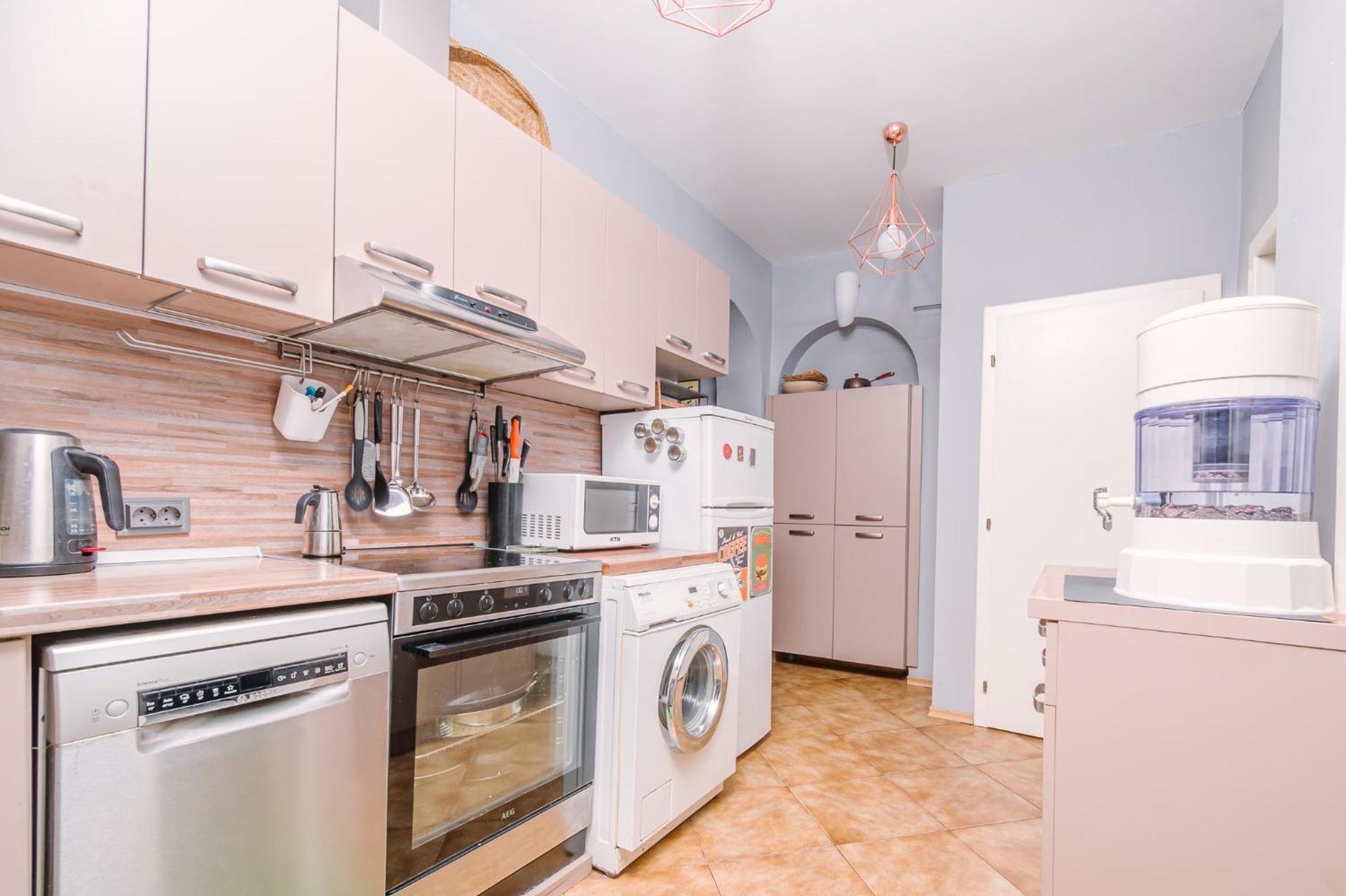 Top Center, 3Bdr, Heart Of The City, Free Secured Parking Sofia Esterno foto