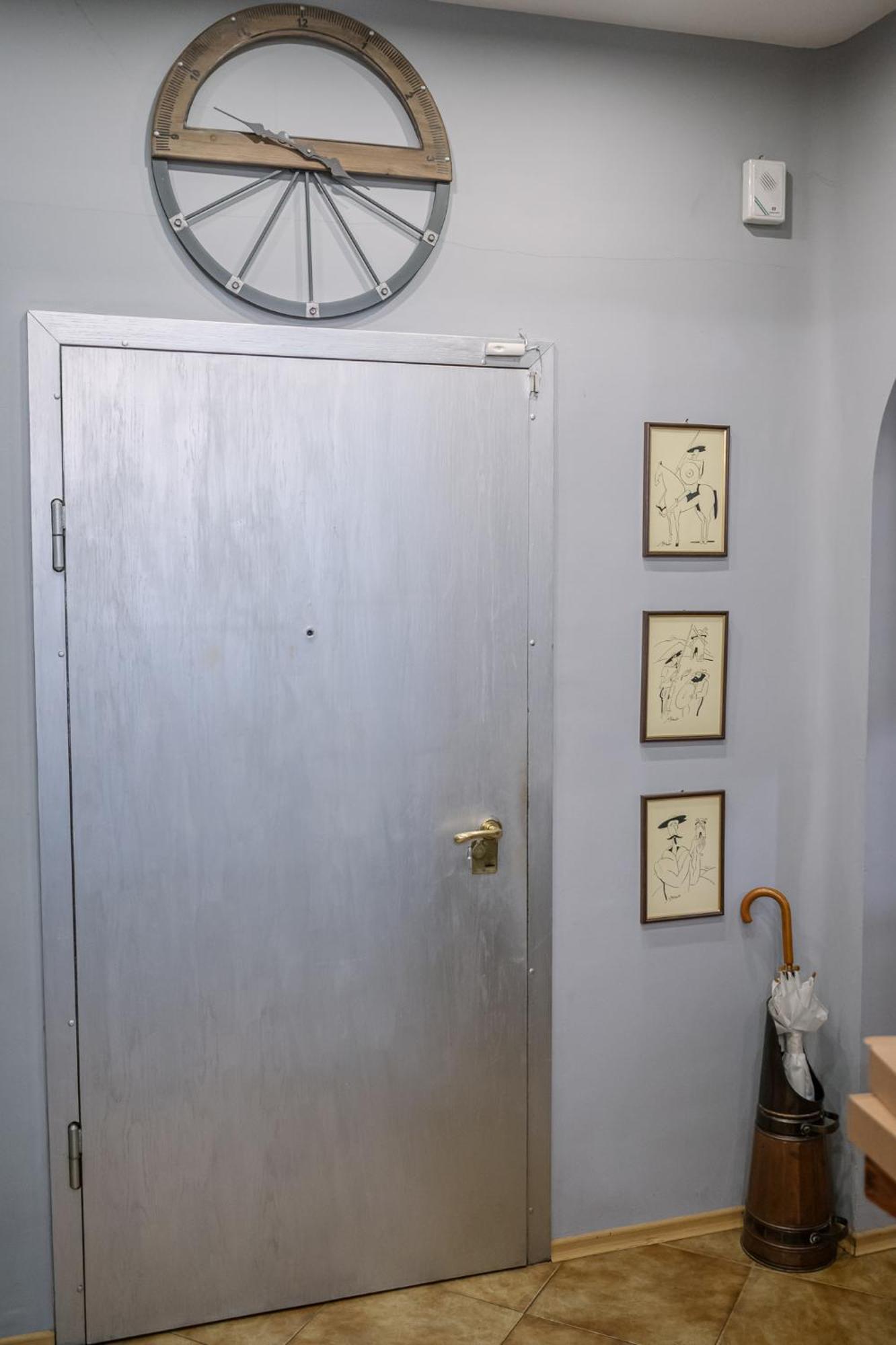 Top Center, 3Bdr, Heart Of The City, Free Secured Parking Sofia Esterno foto